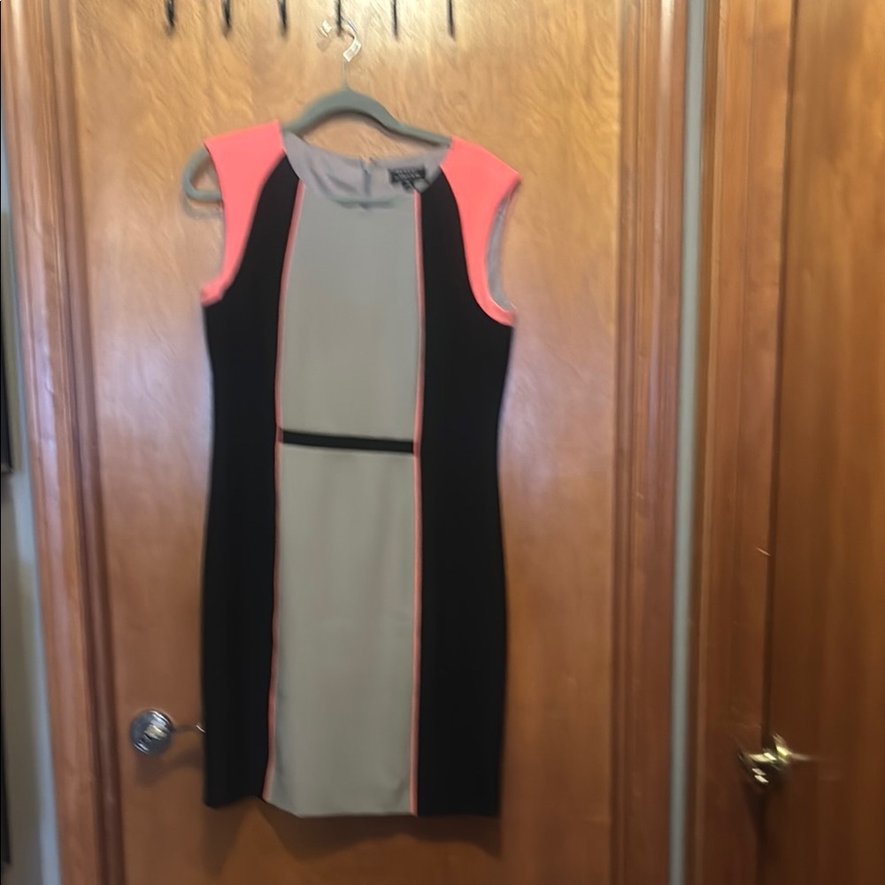 Tahari ASL Black and Gray Sheath Mini Dress